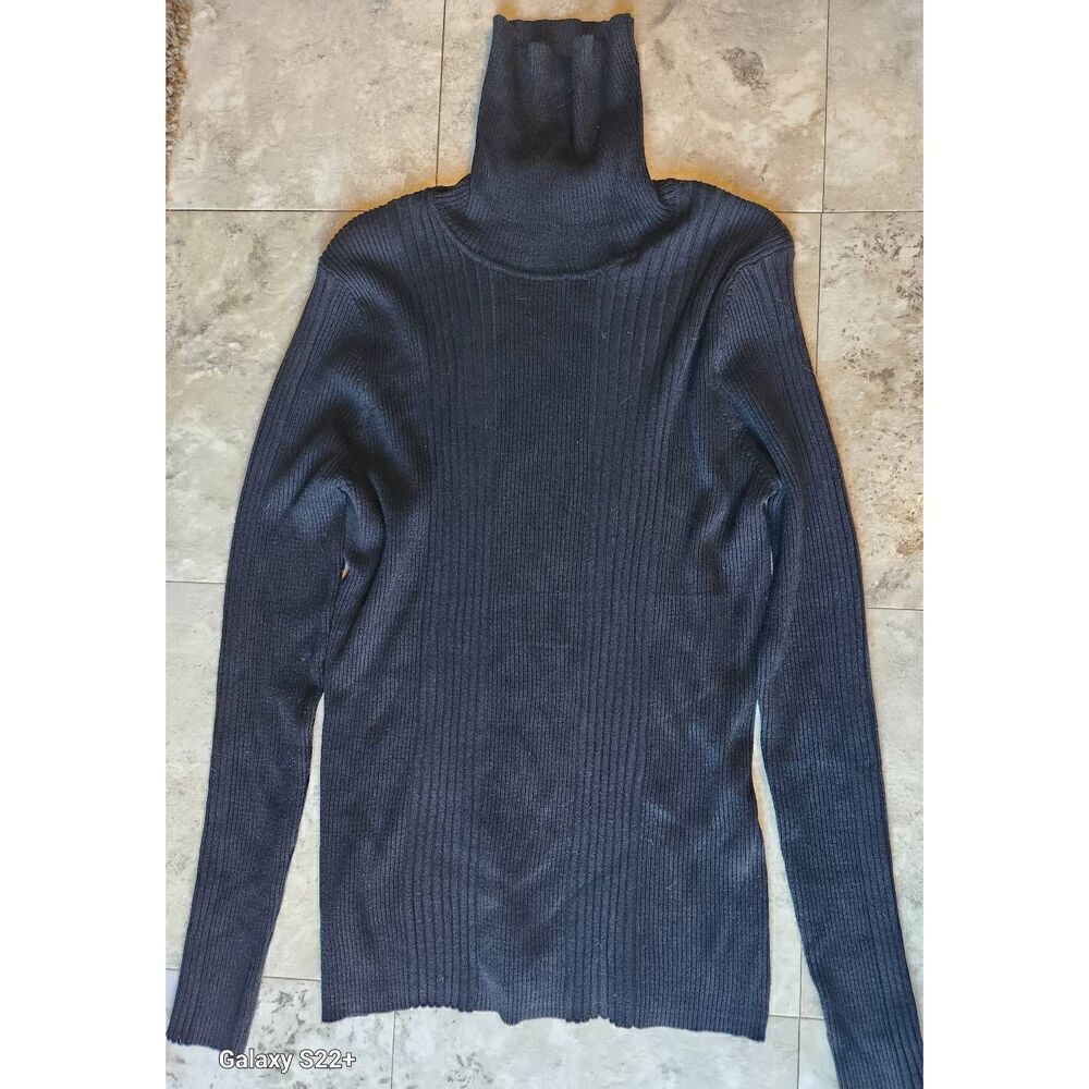 S8 Reference Point black Vertical Ribbed Knit turtleneck sweater Long Sleeves